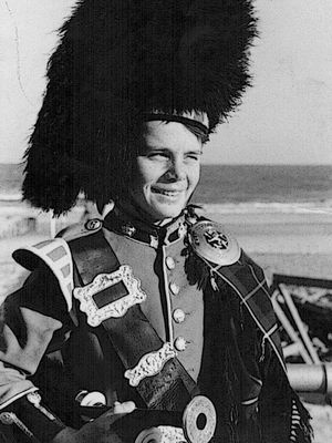 ManchesterPipeBand_History_Roger-Ritchie_Connecticut.jpg