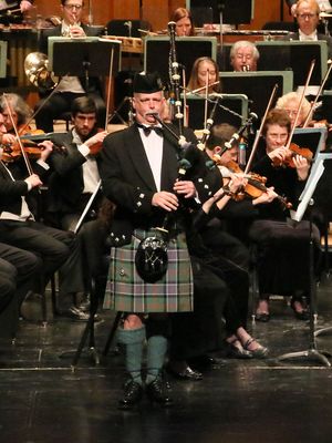 ManchesterPipeBand_Performance_Connecticut.jpg