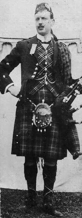 Bagpiper Pipe Major Willie MacLean, 5th Cameron (Lochiel) Highlanders, dies at Kilcreggan, Scotlandage 80